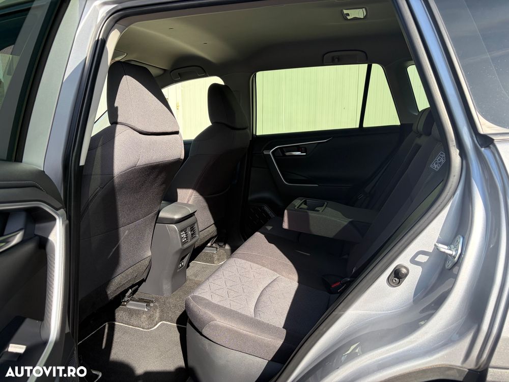 Toyota RAV4 2.5 VVT-iE 4x4 Dynamic - 31