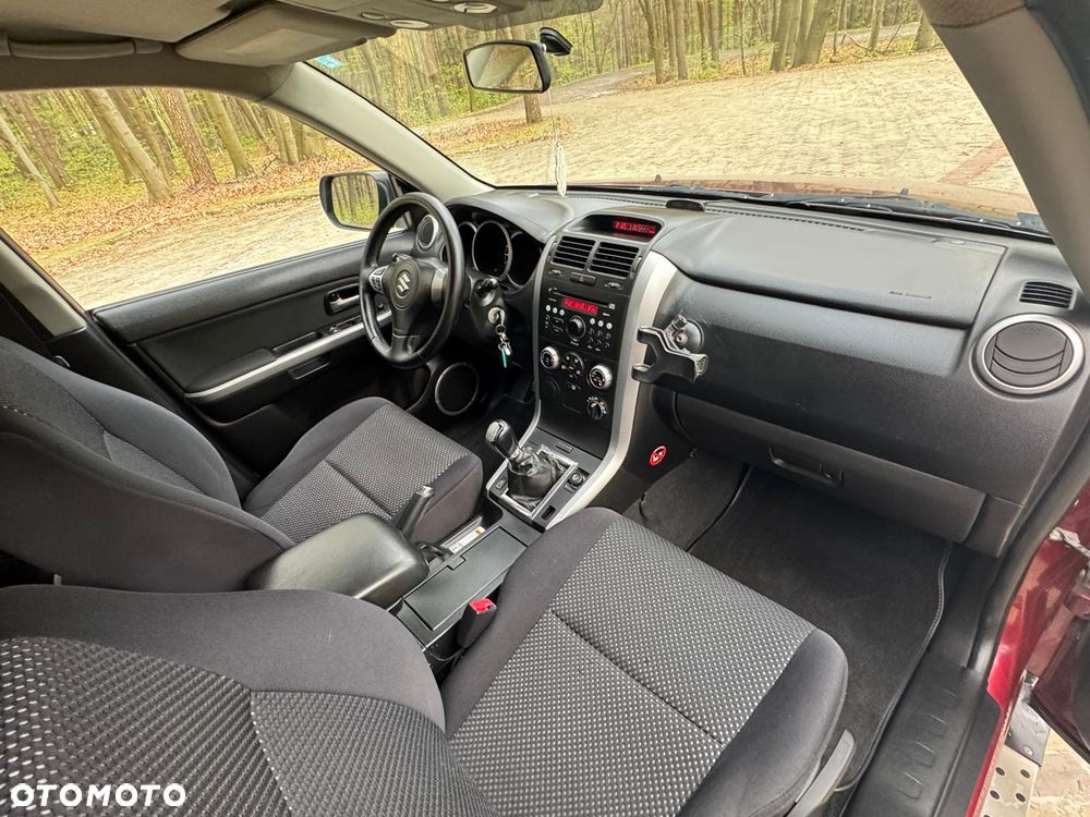 Suzuki Grand Vitara - 13