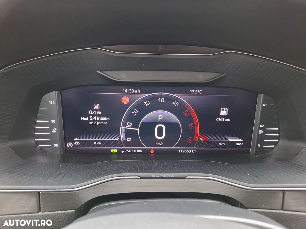 Skoda Superb 2.0 TDI DSG Style - 13
