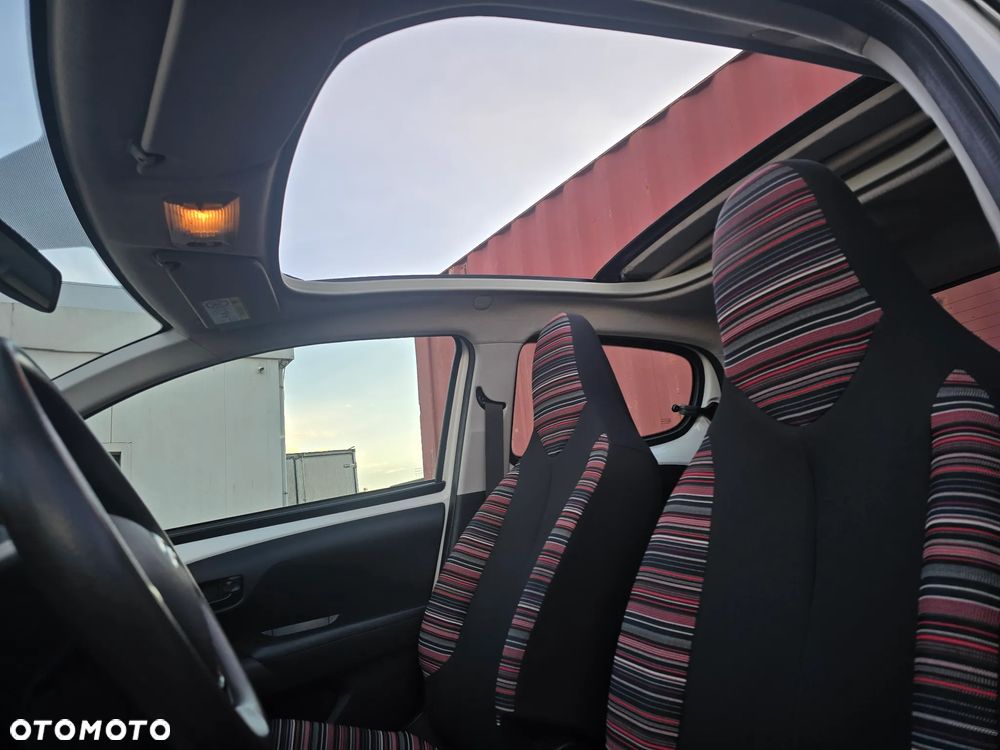 Citroën C1 AIRSCAPE PureTech 82 Shine - 9