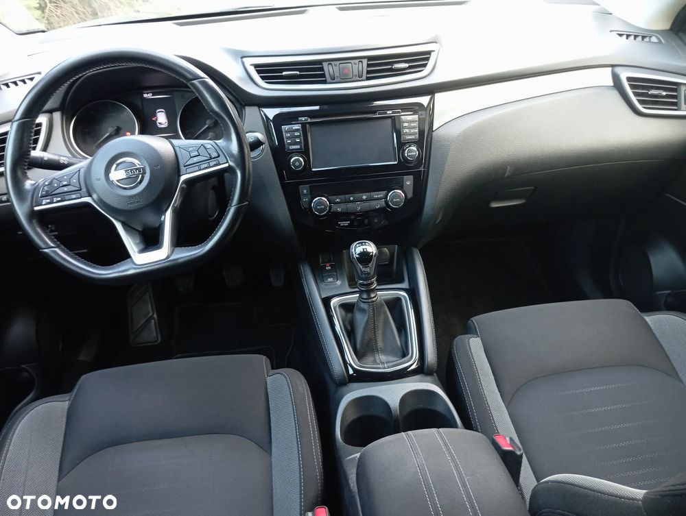 Nissan Qashqai 1.6 DCi N-Connecta EU6 - 9