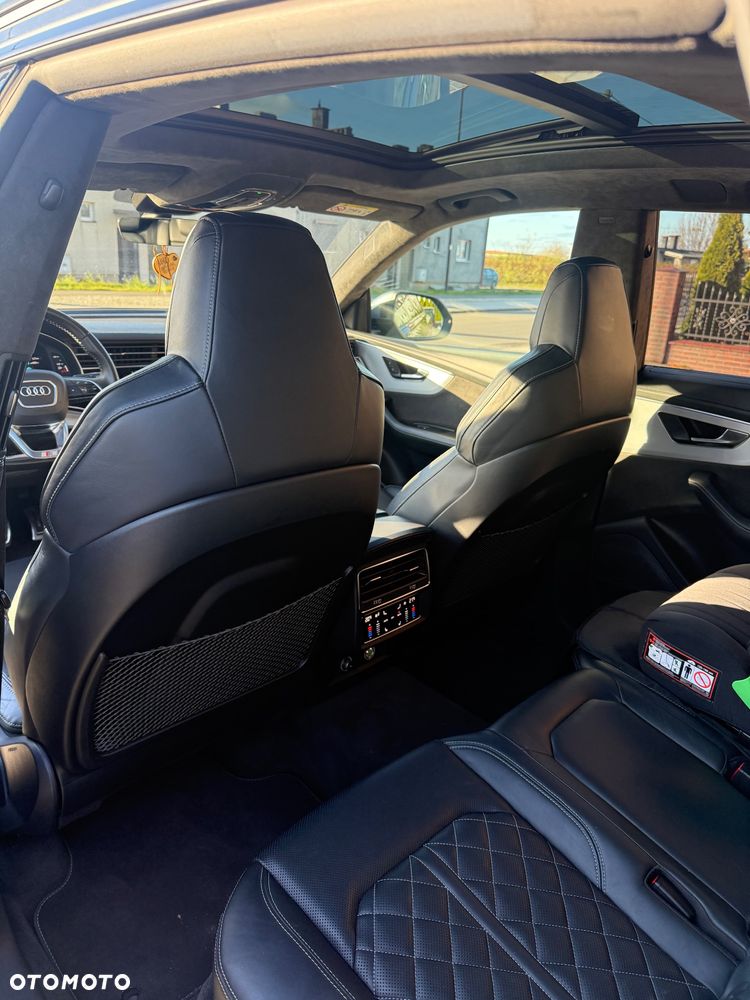 Audi Q8 - 2