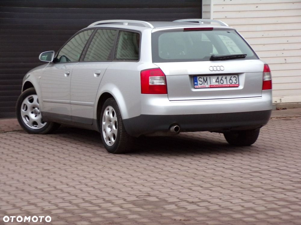 Audi A4 Avant - 12