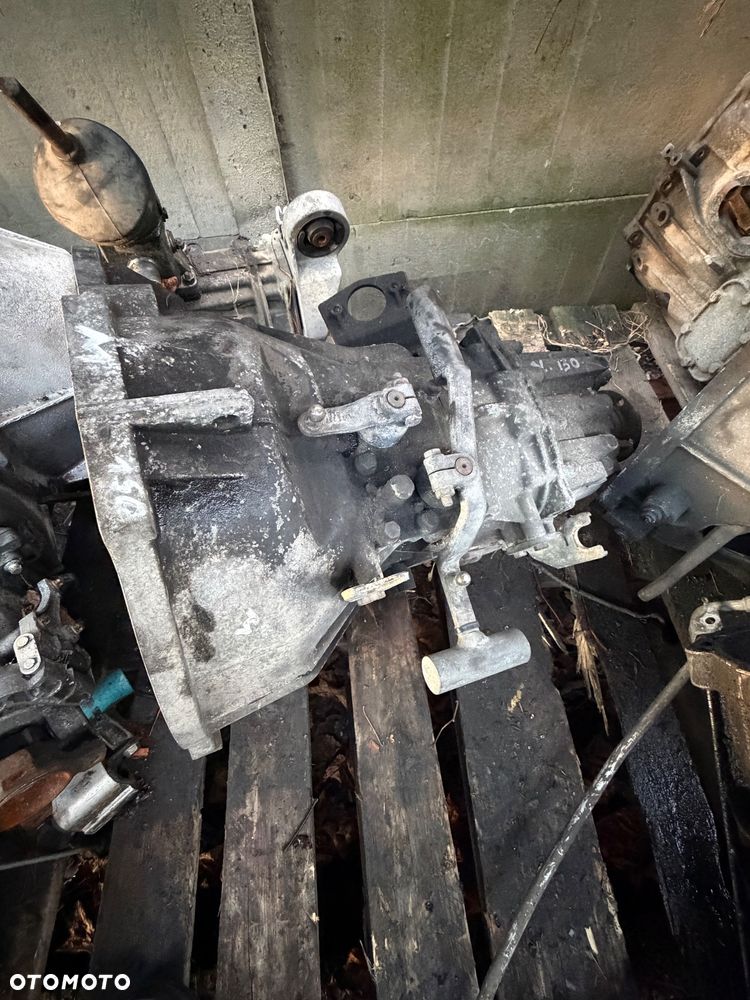 Skrzynia biegów Renault Mascott 3.0 DCI 09r 6S350 - 1