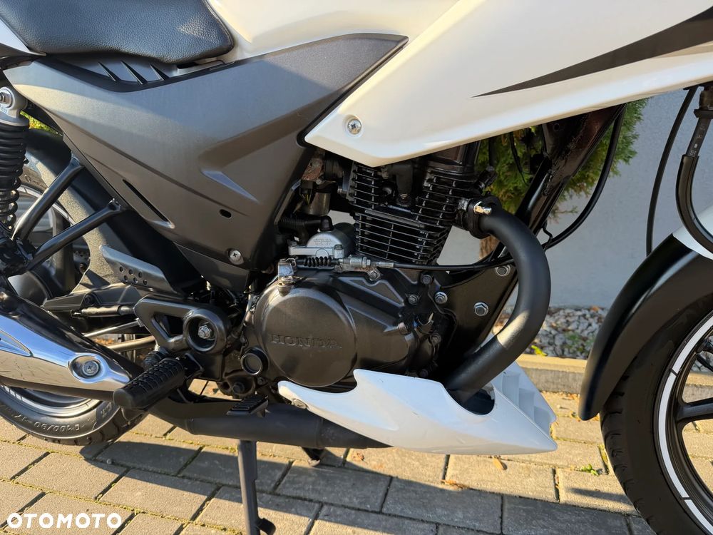 Honda CBF - 17