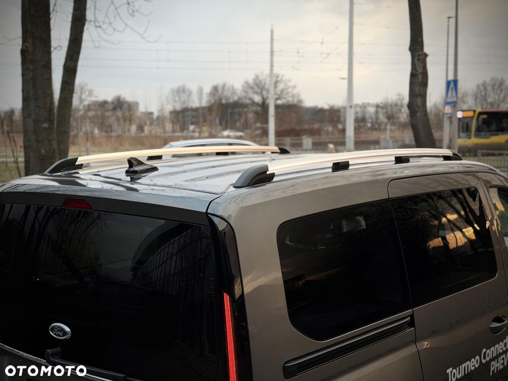 Ford Tourneo Connect Grand - 13
