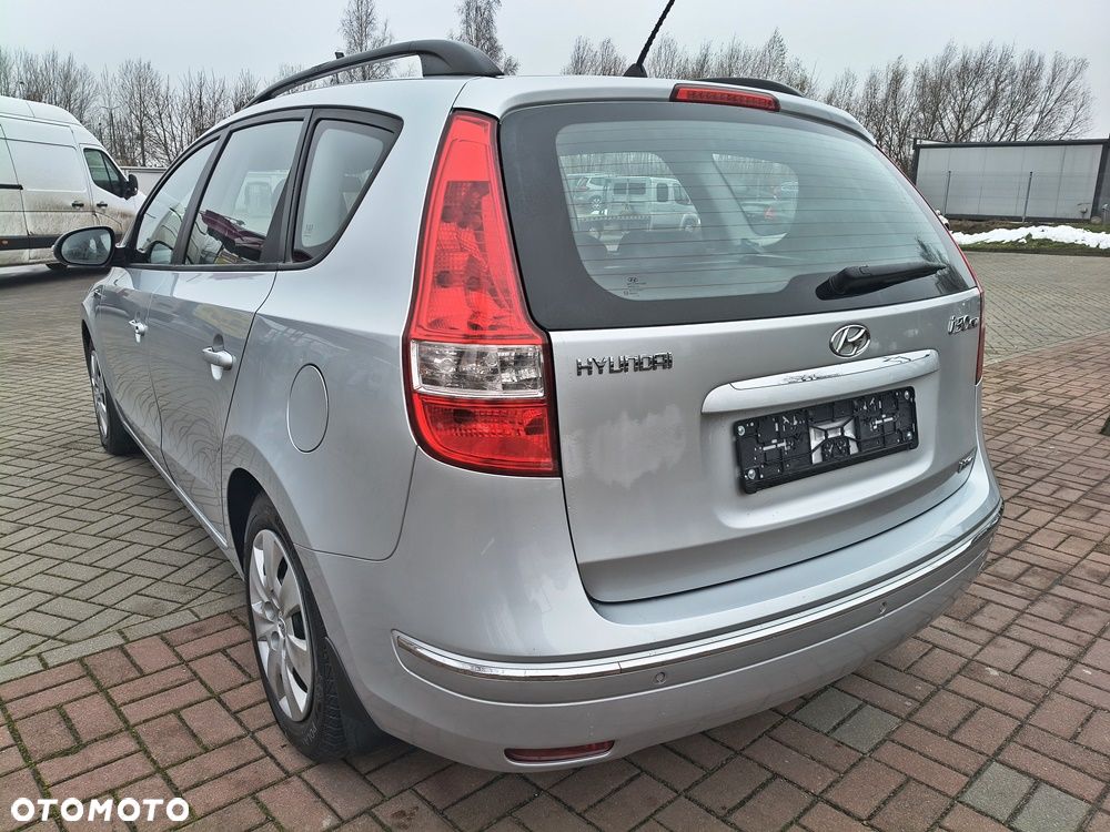 Hyundai i30 1.6 blue Classic - 14