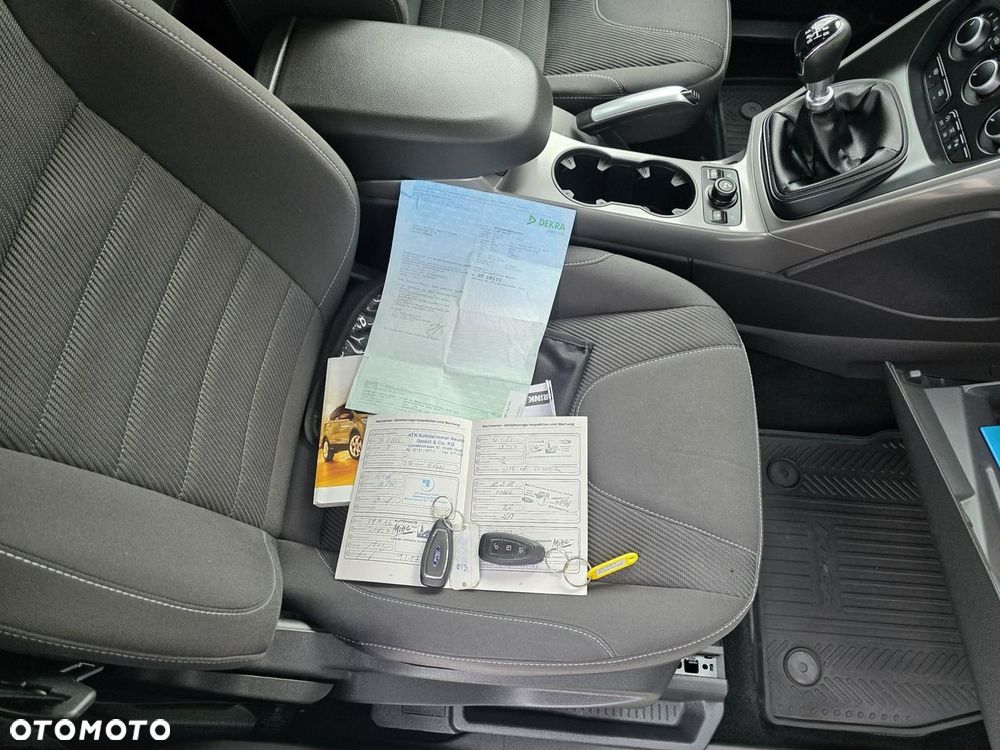 Ford Kuga 2.0 TDCi 2x4 SYNC - 14
