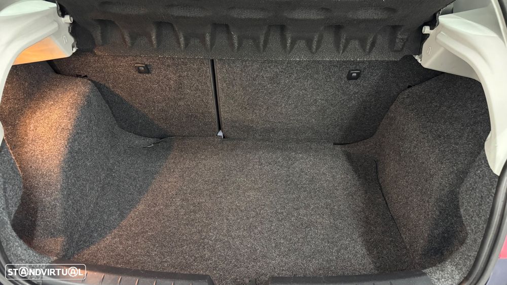 SEAT Ibiza 1.2 12V Reference - 32