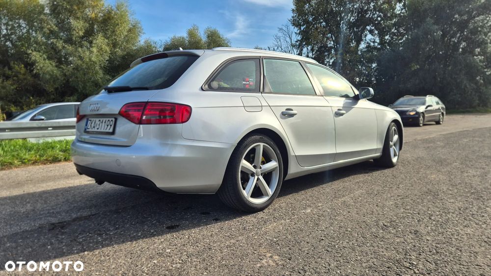 Audi A4 Avant - 7