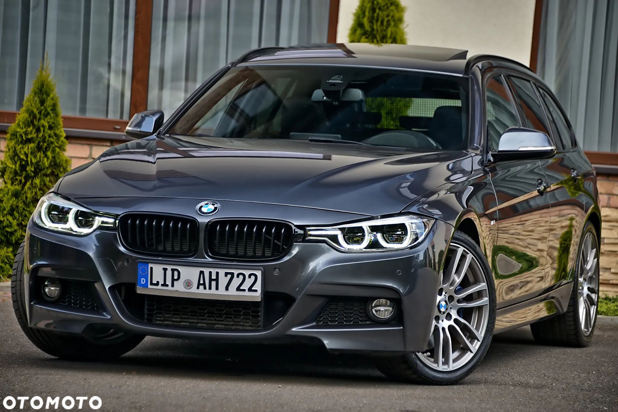 BMW Seria 3 325d Touring M Sport - 1