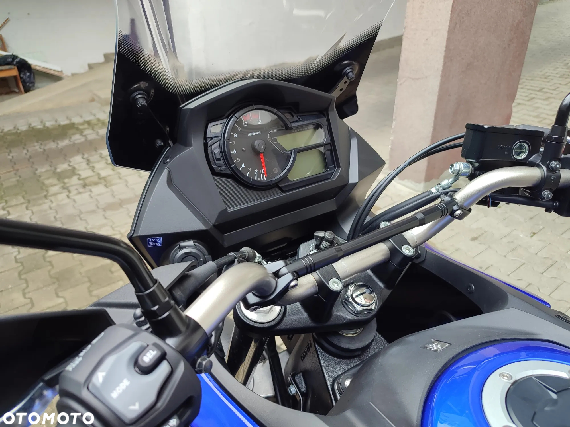 Suzuki DL - 20