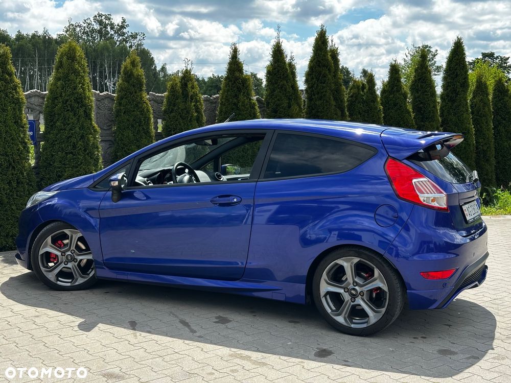 Ford Fiesta 1.6 EcoBoost mit Leder-Sport-Paket ST - 15