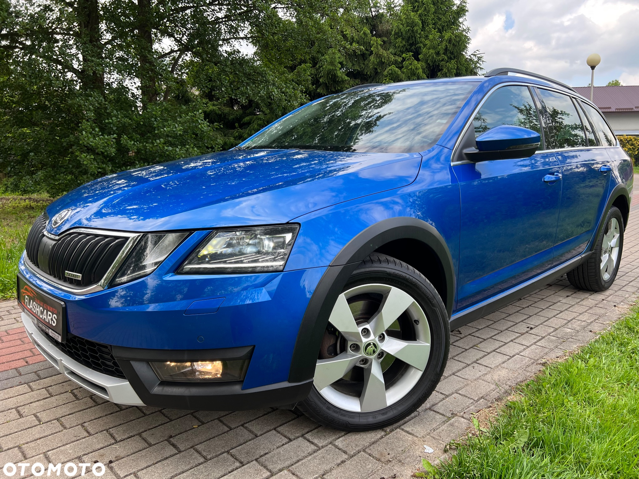Skoda Octavia Scout 2.0 TDI 4x4 DSG - 7