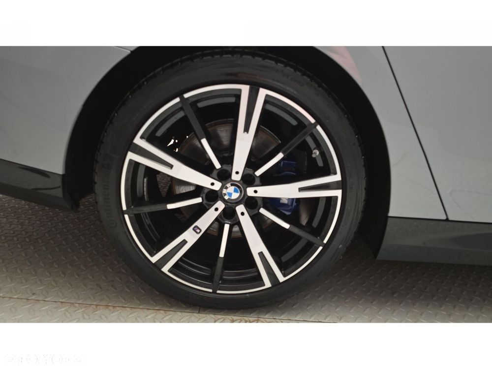 BMW Seria 5 - 25