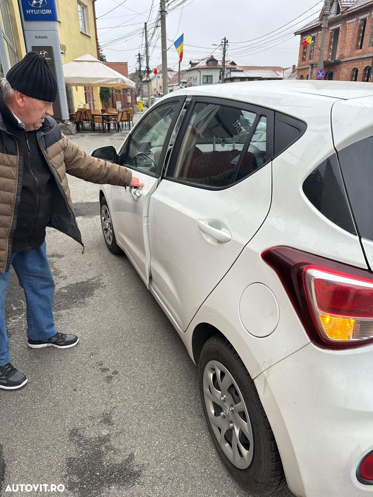Hyundai i10 1.0 l 67 CP Comfort - 4