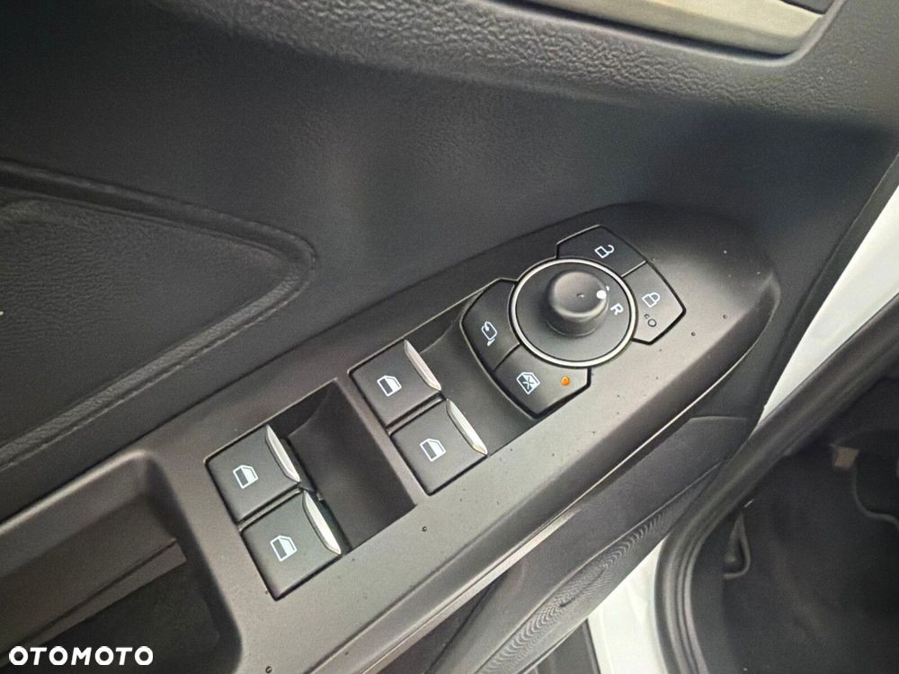 Ford Focus - 19