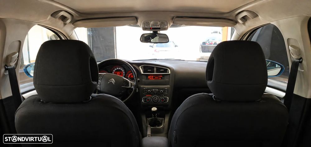 Citroën C4 e-HDi 110 Exclusive - 10