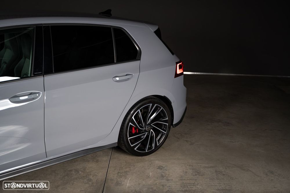 VW Golf 2.0 TDI GTD DSG - 8