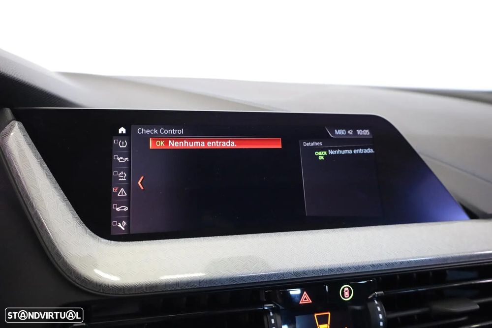 BMW 116 d Pack Desportivo M - 31