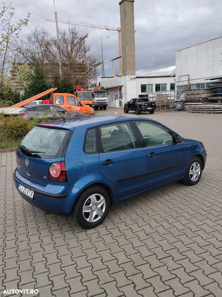 Volkswagen Polo 1.2 Attractive - 4