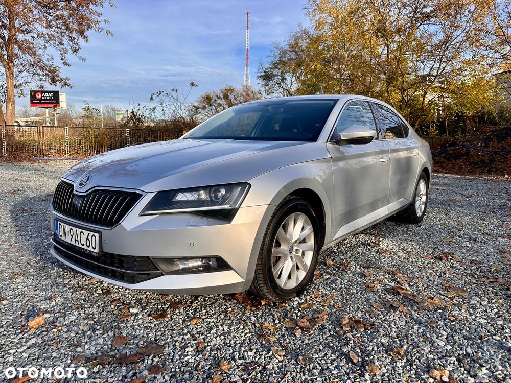 Skoda Superb 2.0 TDI Style DSG - 10