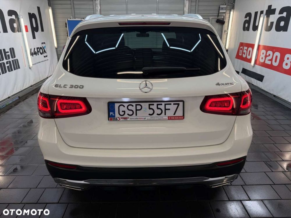 Mercedes-Benz GLC - 7