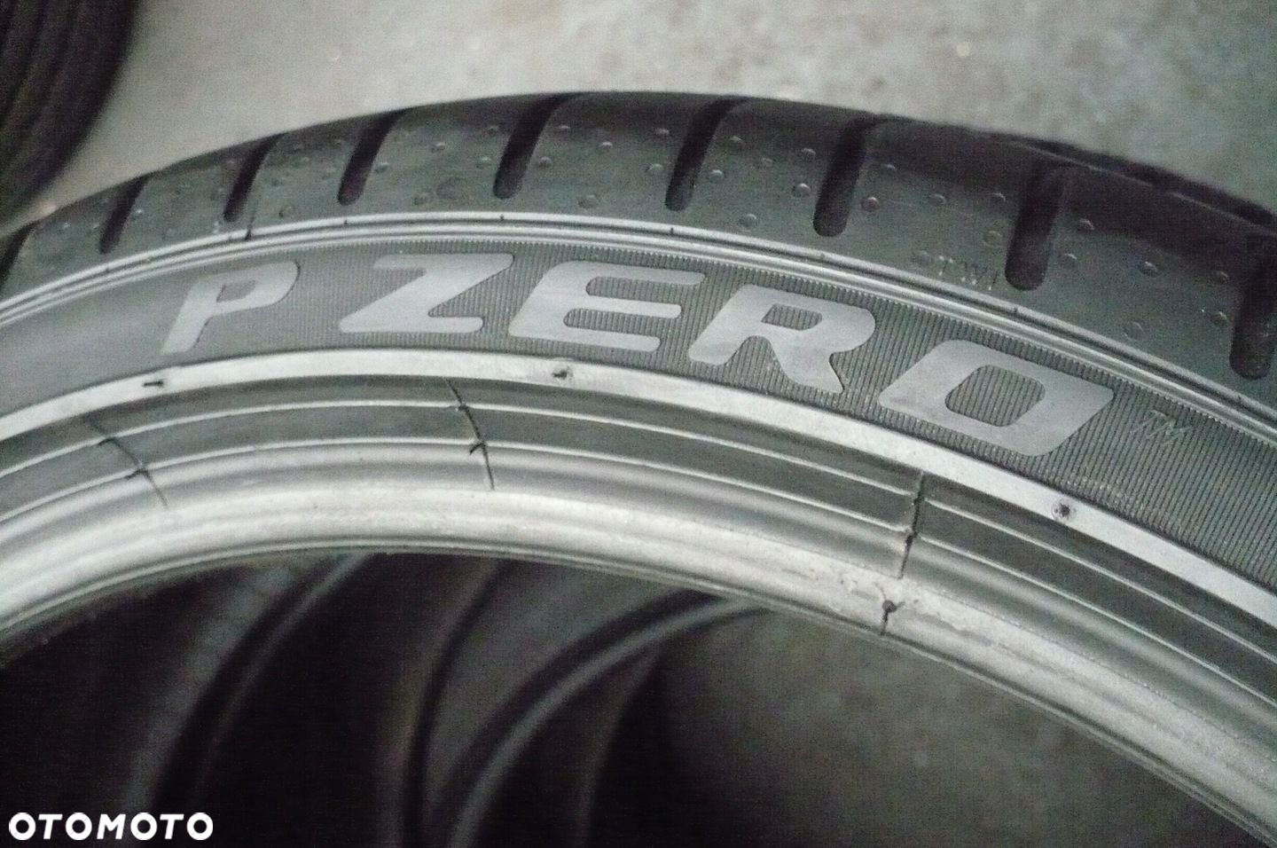 2x PIRELLI P Zero PZ4 RFT 205/40R18 5mm 5,1mm 2023 - 4