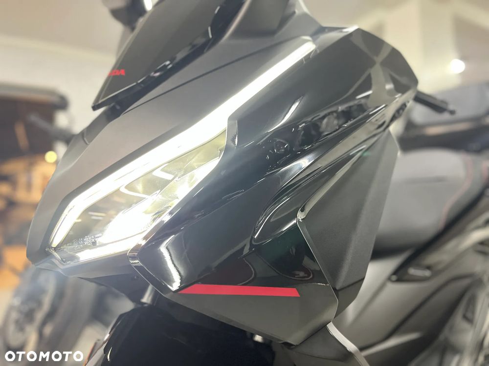 Honda NSS - 4