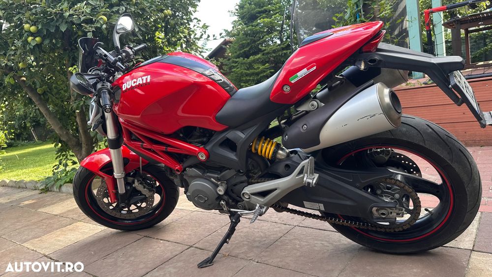 Ducati Monster 696 - 5