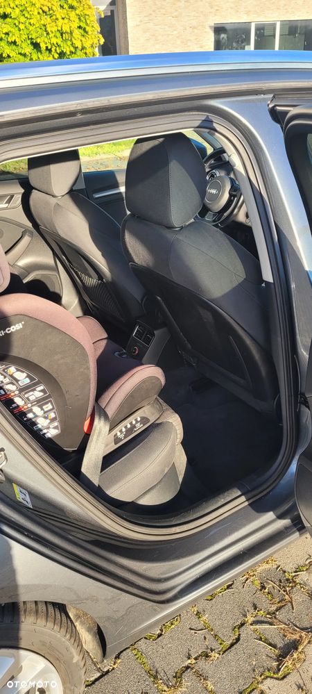 Audi A3 Sportback 2.0 TDI Ambiente - 13