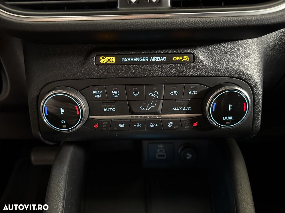 Ford Kuga - 19