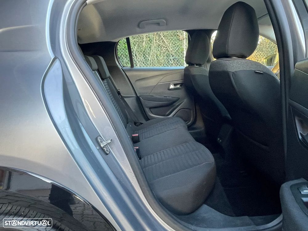 Peugeot e-208 50 kWh Active Pack - 27