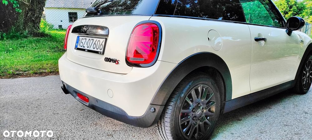 MINI ONE Cabrio - 14