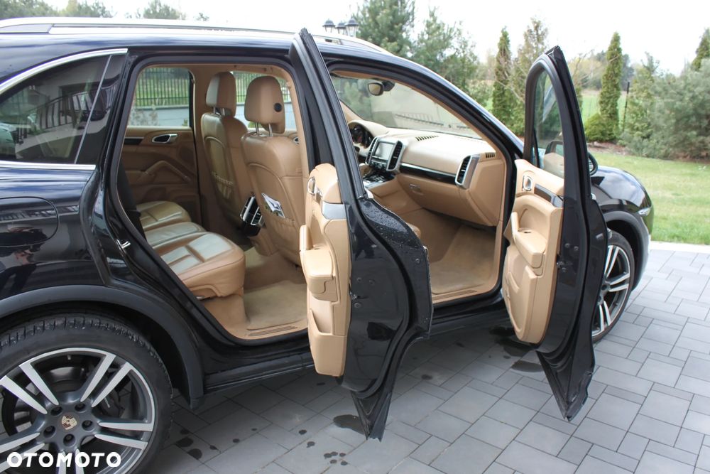 Porsche Cayenne Diesel - 11