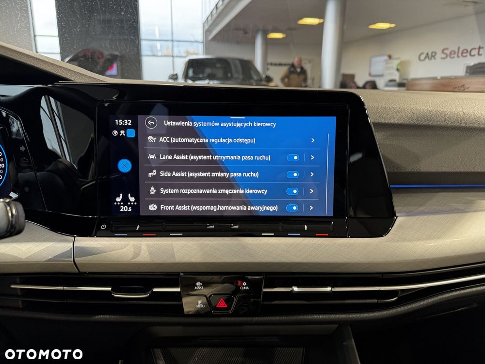 Volkswagen Golf - 23