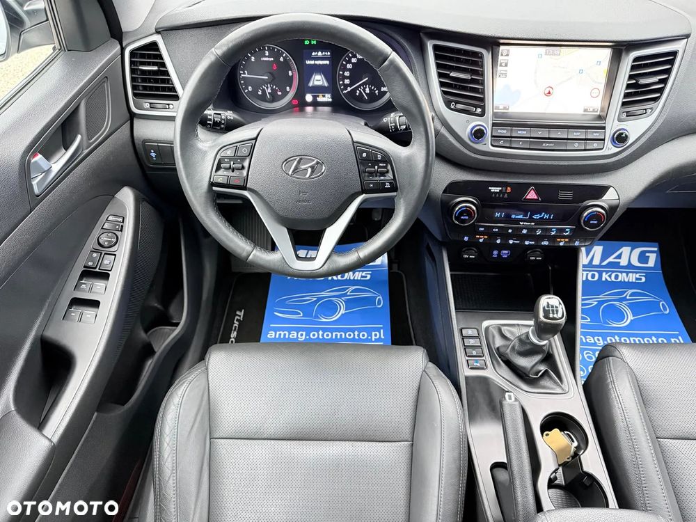 Hyundai Tucson 2.0 CRDI 2WD Style - 24