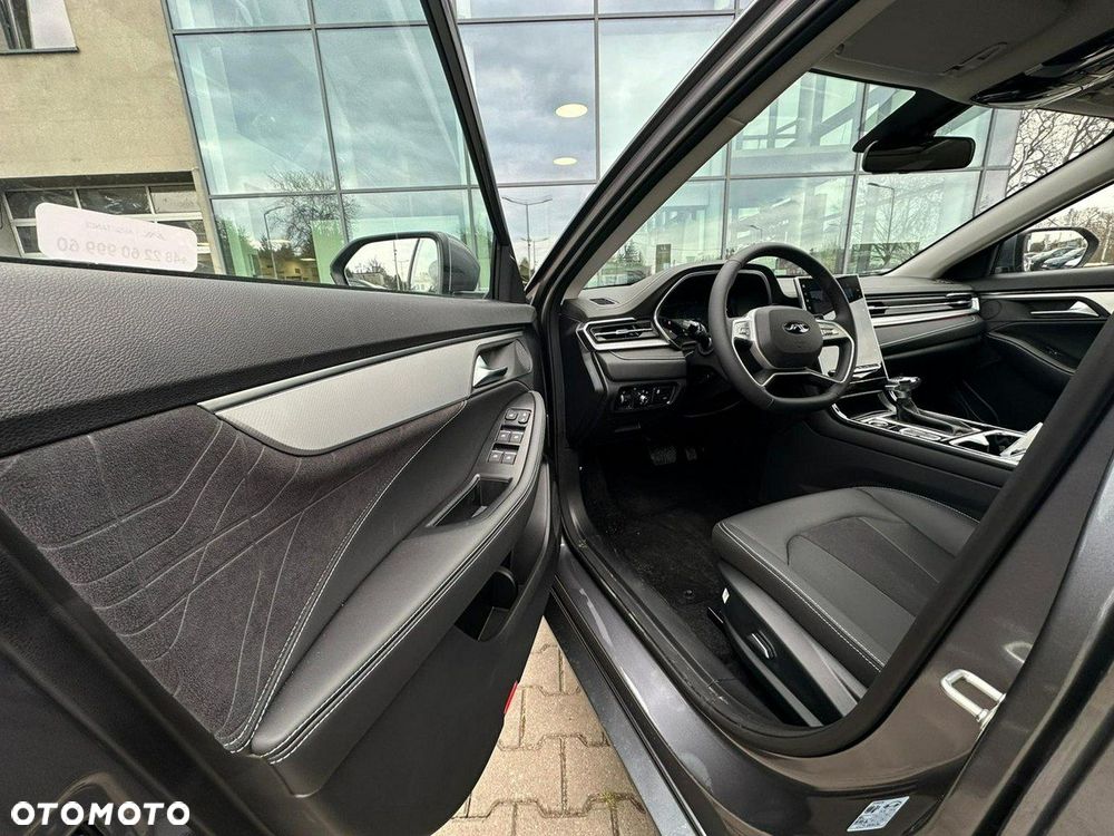 JAC J7 Plus CVT - 14