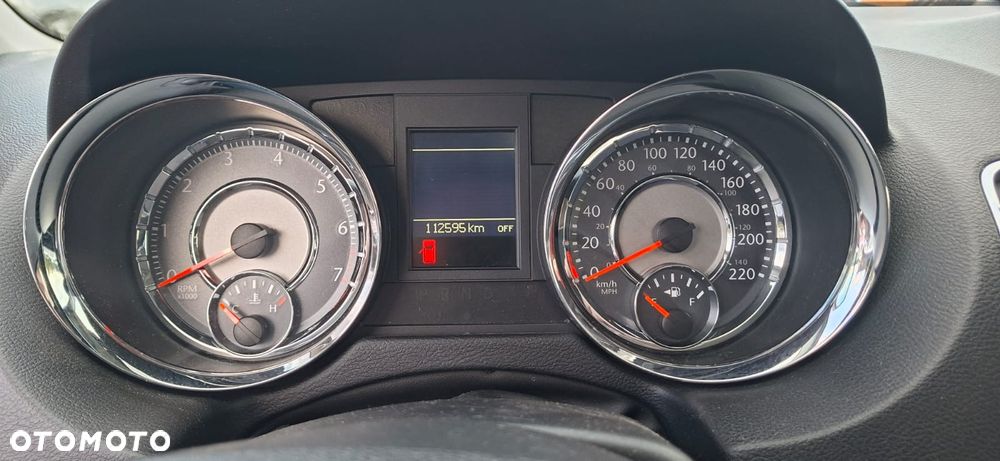 Chrysler Town & Country 3.6 Limited - 24