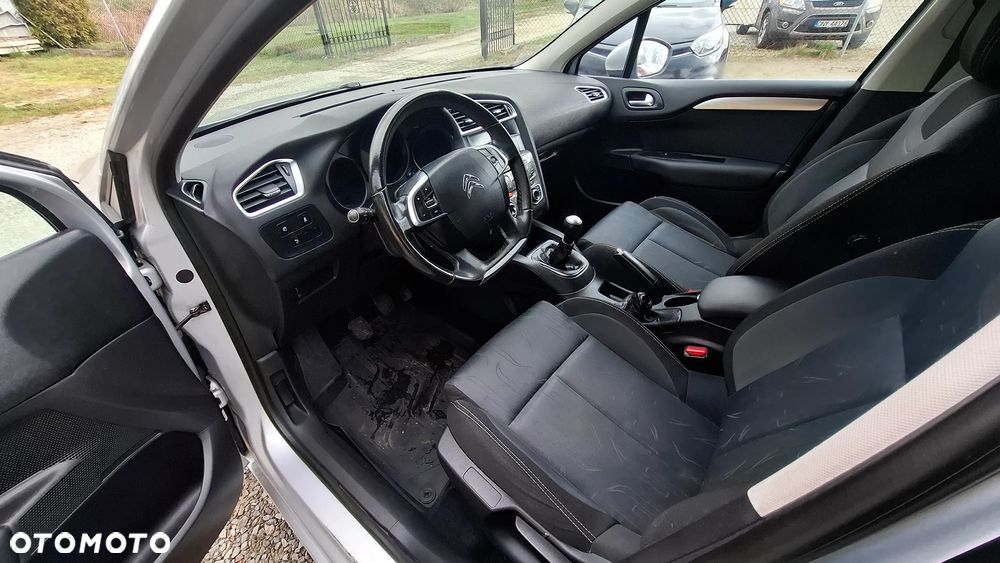 Citroën C4 VTi 95 Selection - 12