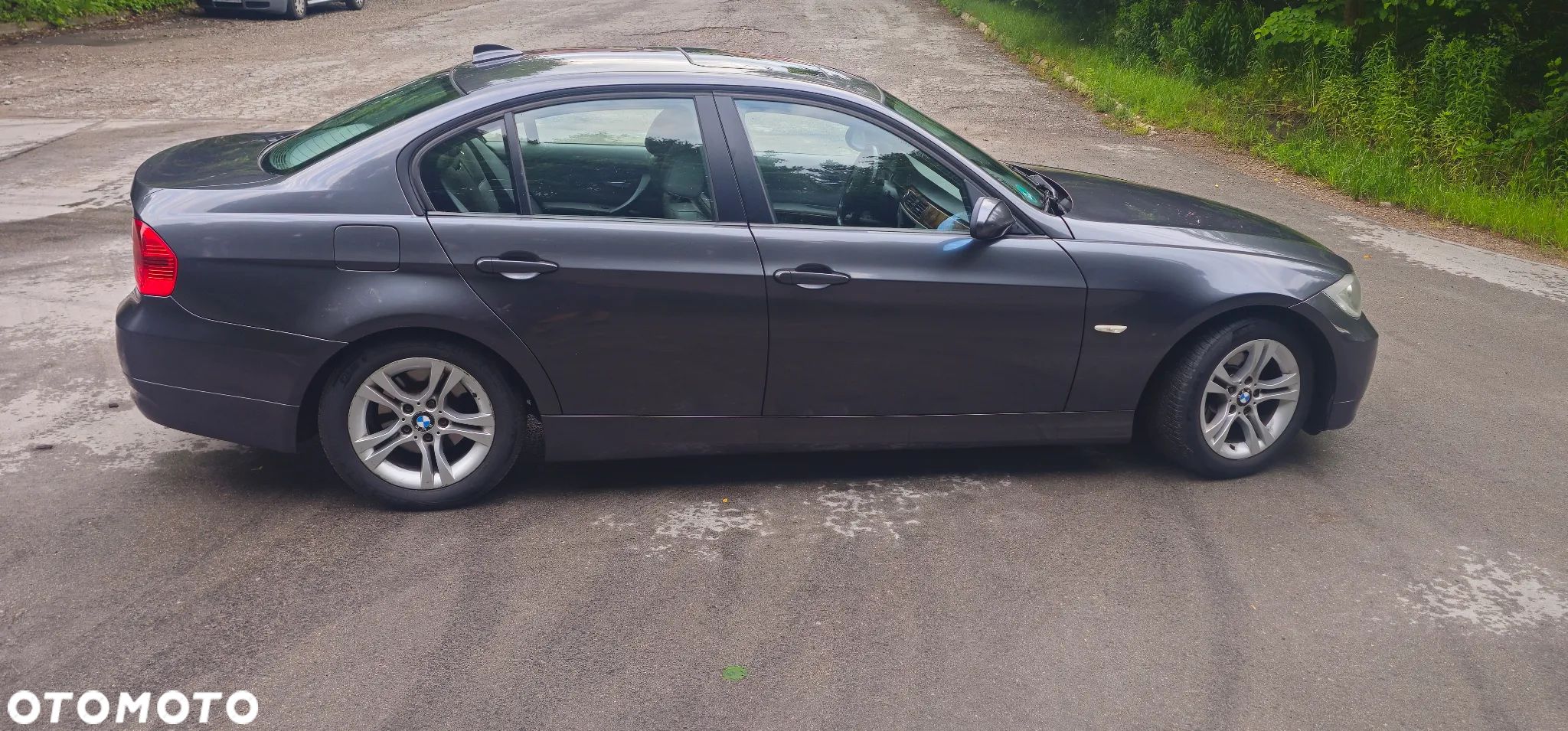 BMW Seria 3 318i - 1