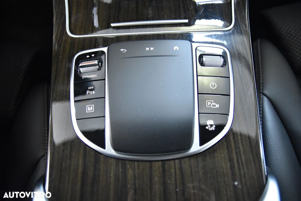 Mercedes-Benz GLC - 17