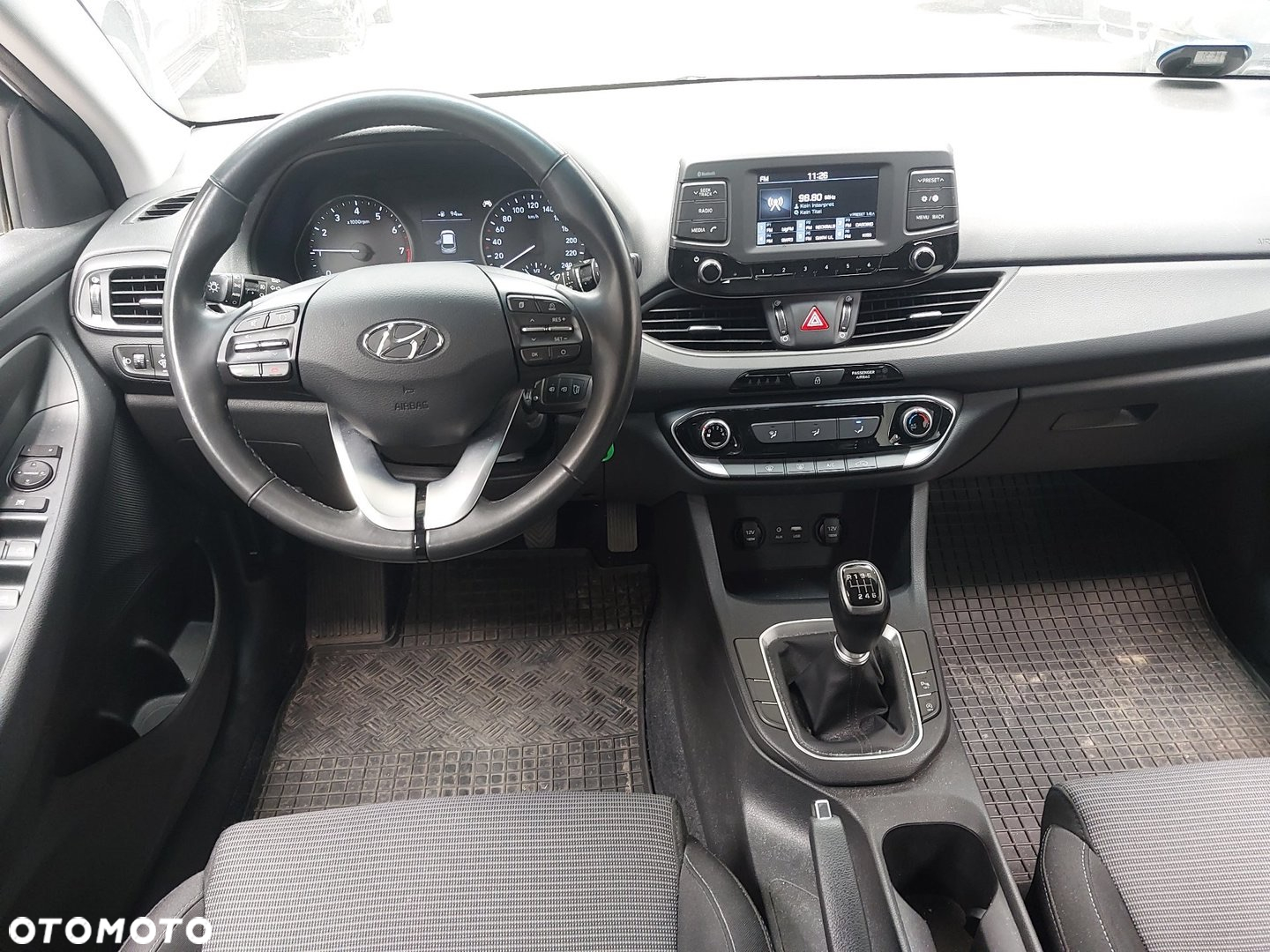 Hyundai i30 - 23