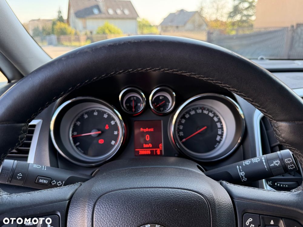 Opel Astra 1.4 T Sport - 32