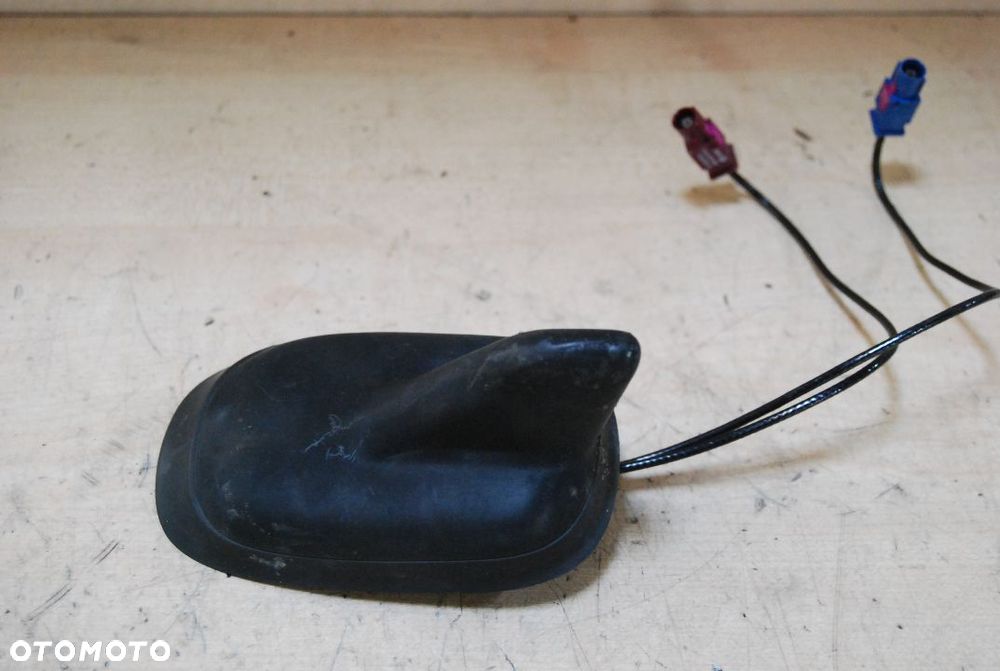 ANTENA GPS 3C0035407N AUDI A4 B7 - 1