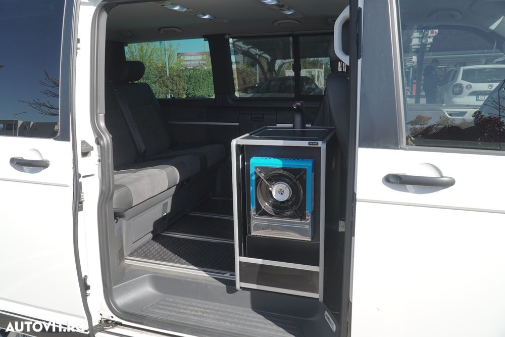 Volkswagen Multivan - 20