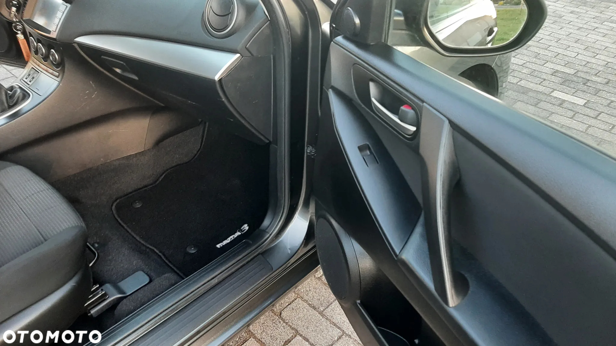 Mazda 3 1.6 Exclusive - 17