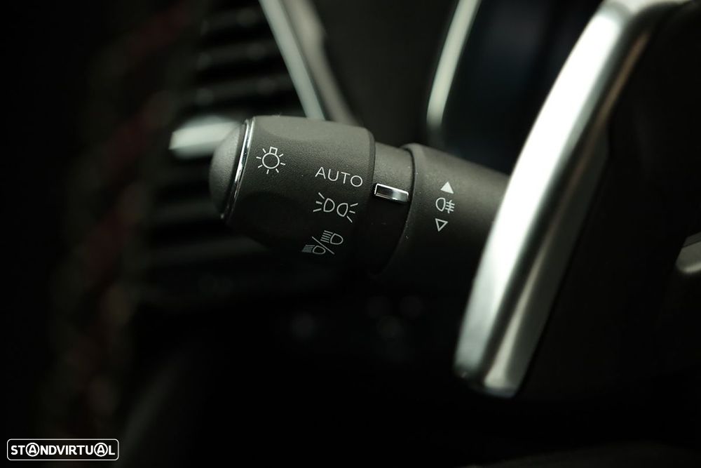 DS DS7 E-Tense Performance Line EAT8 - 17