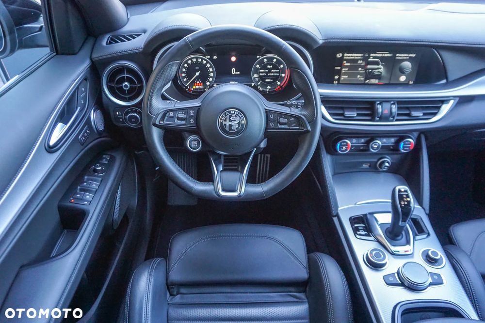 Alfa Romeo Stelvio 2.0 Turbo Veloce Q4 - 39