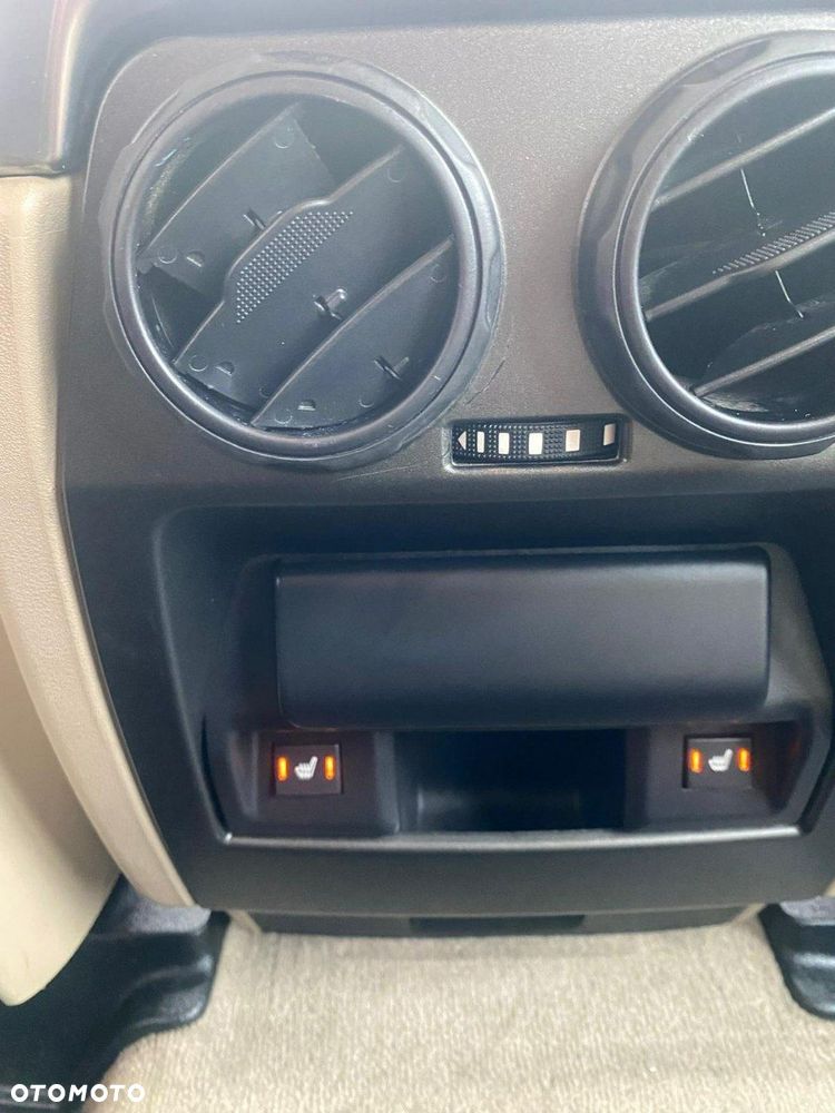 Land Rover Discovery - 8